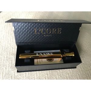 L’Core Paris Black Mamba Line Correction